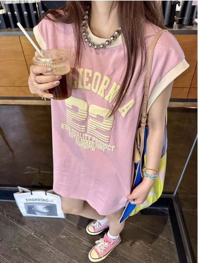 美式加州撞色字母空氣棉長版上衣2