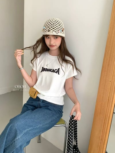 霧感刺繡字母修身雪花竹節棉短T10