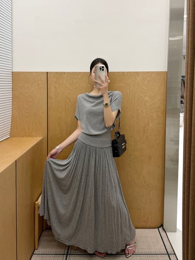 慵懶風亞麻天絲垂墜感百褶長裙2
