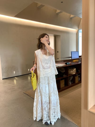 簡約復古緹花蕾絲拼接無袖上衣8