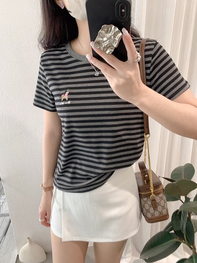 小馬刺繡撞色圓領條紋短袖T恤14