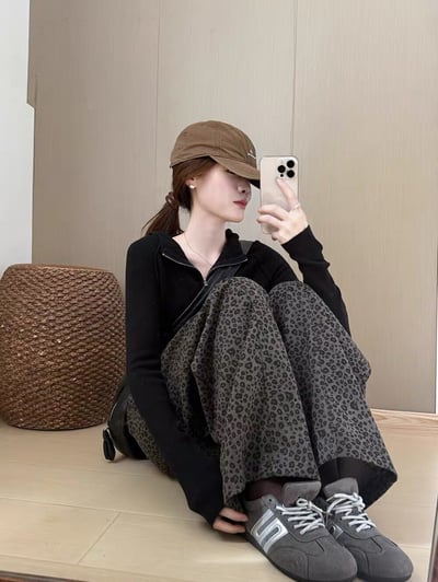 率性豹紋寬版顯瘦垂墜感彎刀褲10