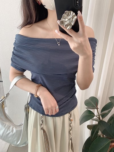 純欲風一字領細條紋修身上衣9
