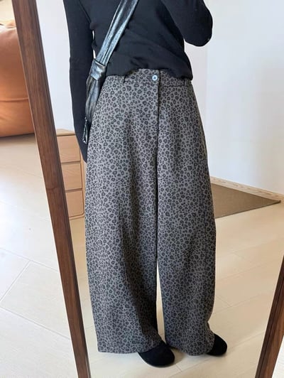 率性豹紋寬版顯瘦垂墜感彎刀褲1