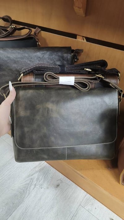 復古真皮男式側背包1