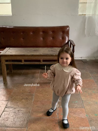 JE570｜(66-90cm) 簡約蕾絲領包屁衣19