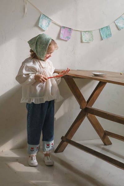 FLO47｜(75-140) 2色鬱金香蕾絲邊牛仔褲4