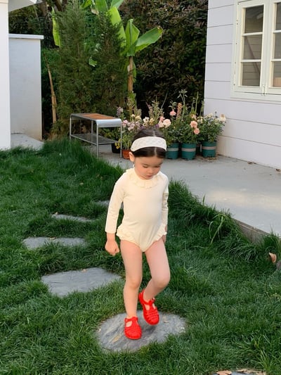 JE30｜(73-130cm) 蕾絲花邊防曬50+泳衣-長袖16