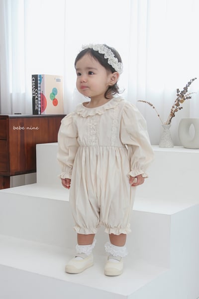 bebe nine11 (65-90) 2色荷葉蕾絲領連身衣5