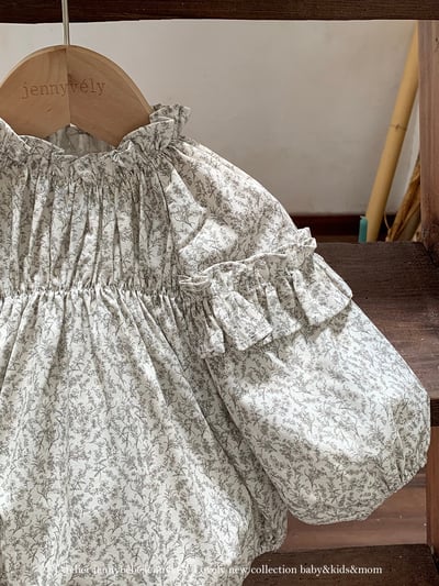 JE553｜(66-90cm) 花邊袖碎花包屁衣18