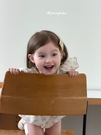 JE710｜(66-90cm) 碎花飛袖包屁衣9