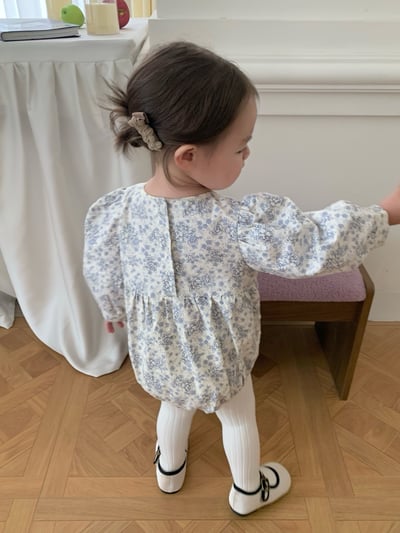 JE596｜(66cm-90cm) 藍色花藤包屁衣11