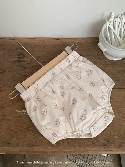 JE 651｜(73-100cm)  小花蕾絲包屁套裝4