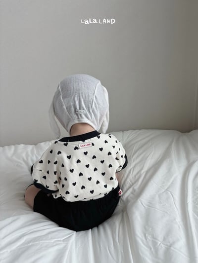 lala land07｜(3m-18m) 2色波點愛心上衣8
