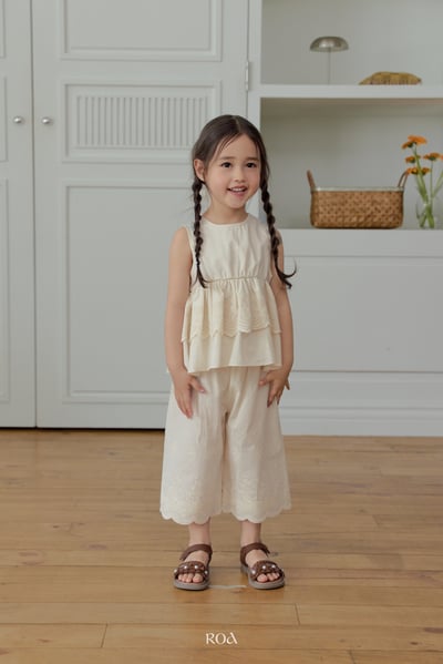 ROA07｜(6m-18m) 1色雕花荷葉背心8