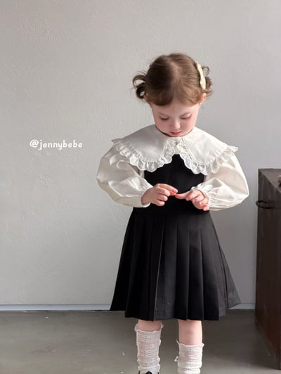 JE723｜(73-100cm) 蕾絲翻領襯衫/百褶吊帶裙1