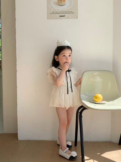 JE59｜(66-90cm) 蕾絲綁帶洋裝包屁衣2