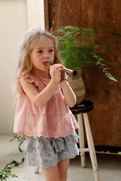 FLO29｜(75-140) 鏤空蕾絲邊背心9