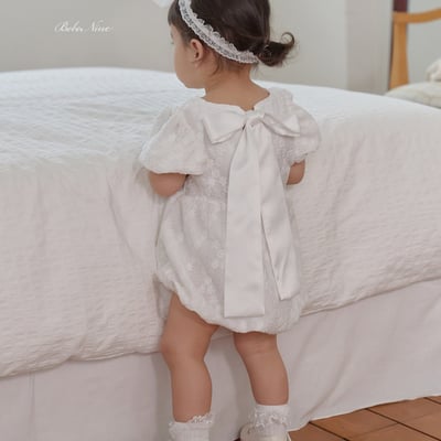 bebe nine27  (6m-24m) 2色緞帶蝴蝶結包屁衣10