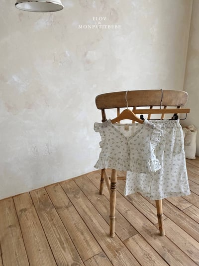 Mon petit11｜(73-118cm) 2色壓紋荷葉袖套裝6