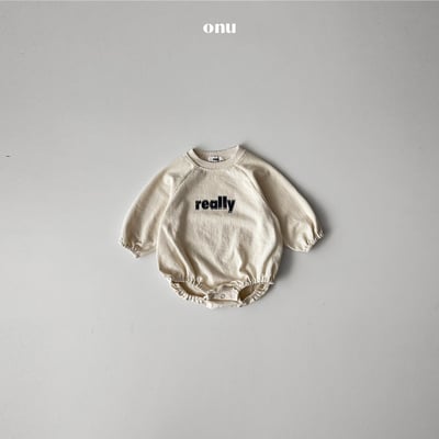 onu 05｜(6m-12m) 簡約英字包屁衣5