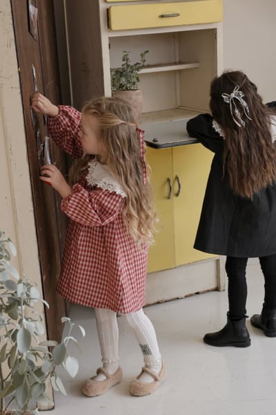 FLO30｜(75-135cm) 2色雪花翻領洋裝6