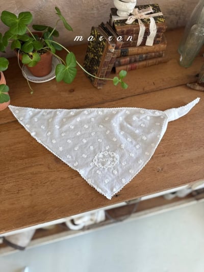 Marron44｜(free) 玫瑰刺繡圍巾3