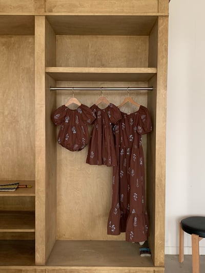 JE10｜(66-120cm-mom) 刺繡小花泡泡袖包屁衣/洋裝17