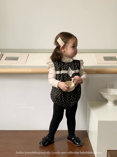 JE 647｜(66-90cm)  碎花蕾絲拼接包屁衣12