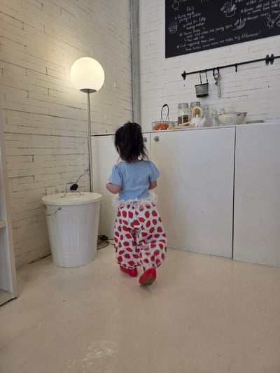 Color08｜(75-115cm) 蕾絲荷葉下擺上衣5