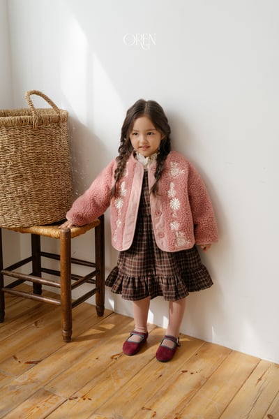 OREN42｜(85-120cm) 復古花卉刺繡羊羔絨外套8