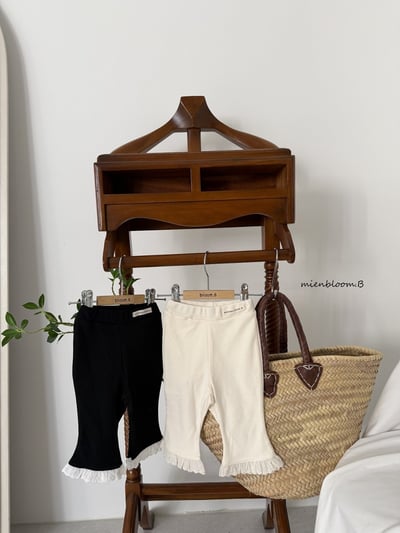 Bloom.b27｜(55cm-118cm) 蕾絲花邊喇叭褲3