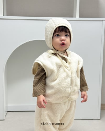 Cieldemaman12｜(6M~24M)  2色素色絨毛背心套裝含帽子24