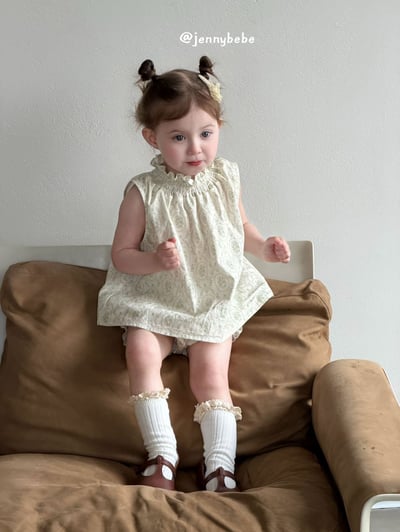 JE704｜(80-110cm) 花邊法式印花無袖套裝4