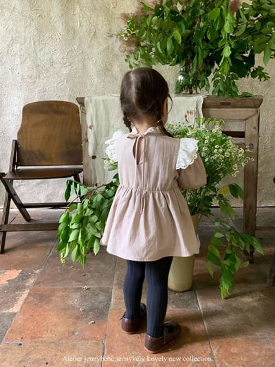 JE577｜(66-90cm) 蕾絲領飛袖包屁裙8