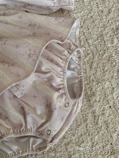 JE619｜(66cm-90cm) 燈芯絨碎花荷葉包屁衣4