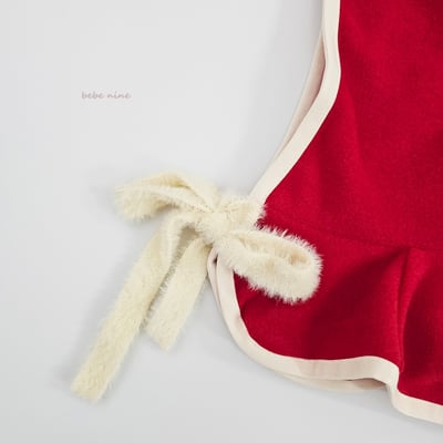 bebe nine64 (free) 2色毛球連帽披肩7