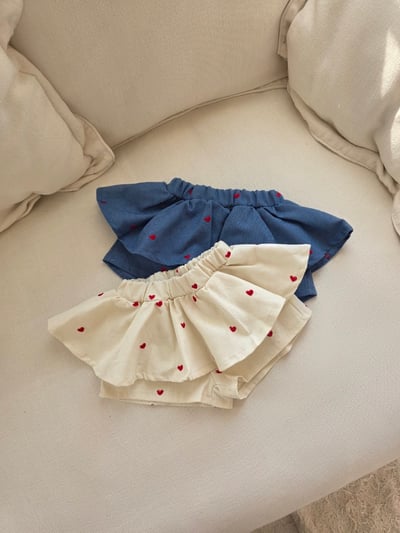 Color04｜(75-115cm) 刺繡愛心荷葉褲裙1