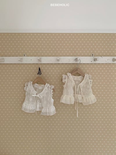 Bebe holic52｜(Free) 荷葉邊蕾絲背心2