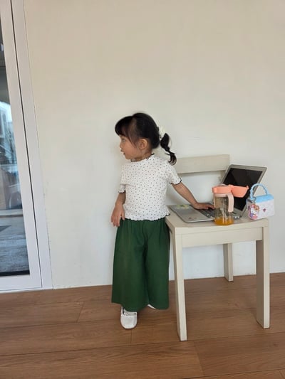 Color10｜(75-115cm) 愛心口袋直筒褲14