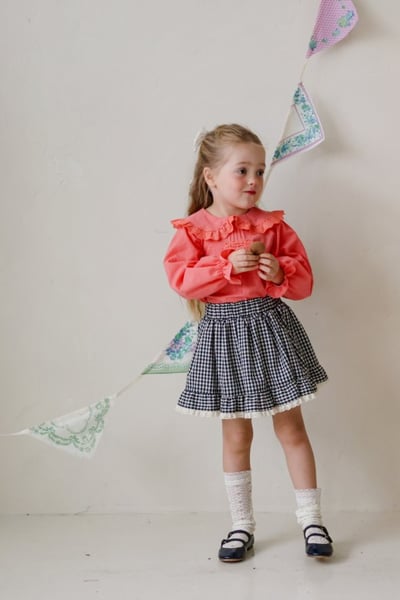 FLO32｜(75-140) 2色荷葉層次蕾絲格紋裙14