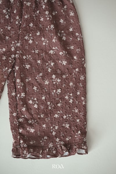 ROA33｜(6m-18m) 2色抓皺碎花荷葉擺長褲7