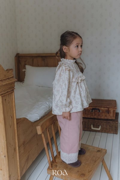 ROA32｜(80cm-120cm) 2色下擺蕾絲邊直筒褲16