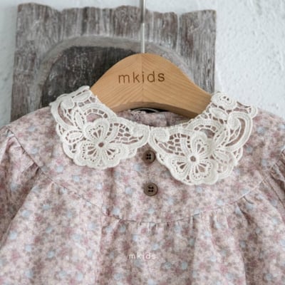 M-KIDS47｜(65-80cm) 2色蕾絲領碎花燈籠褲套裝3