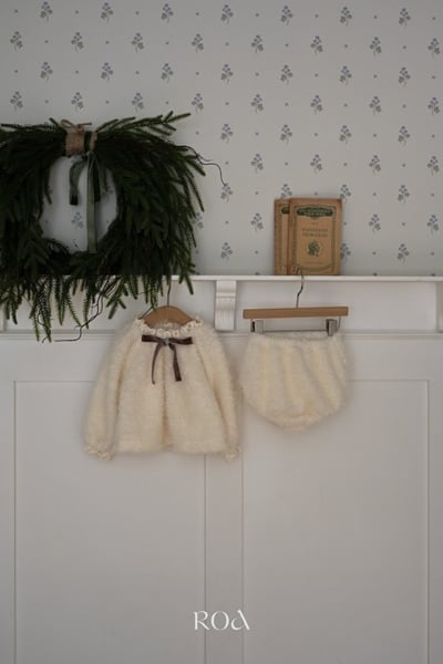 ROA43｜(6m-18m) 2色羽絨蕾絲蝴蝶結套裝4