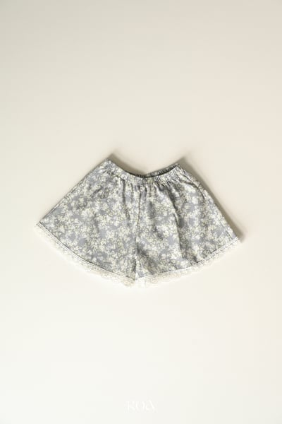 ROA10｜(6m-18m) 2色浪漫蕾絲滾邊短褲10