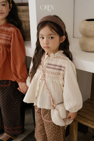 OREN44｜(85-120cm) 法式復古刺繡抓皺上衣2