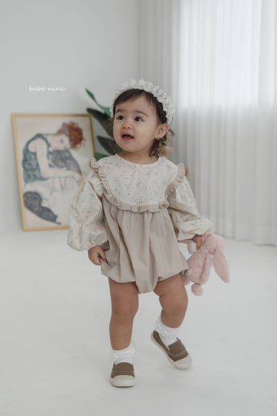 bebe nine28 (65-85) 2色拚色荷葉滾邊包屁衣9