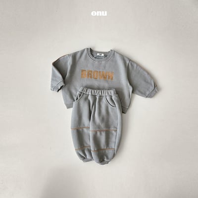 onu 30｜(70cm-115cm) 簡約英字休閒上衣10