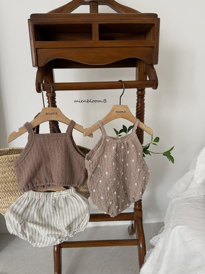 Bloom.b12｜(0m-18m) 肩帶抓皺印花包屁衣3